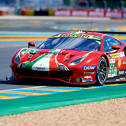 Apochrom : photographies des 24 heures du Mans